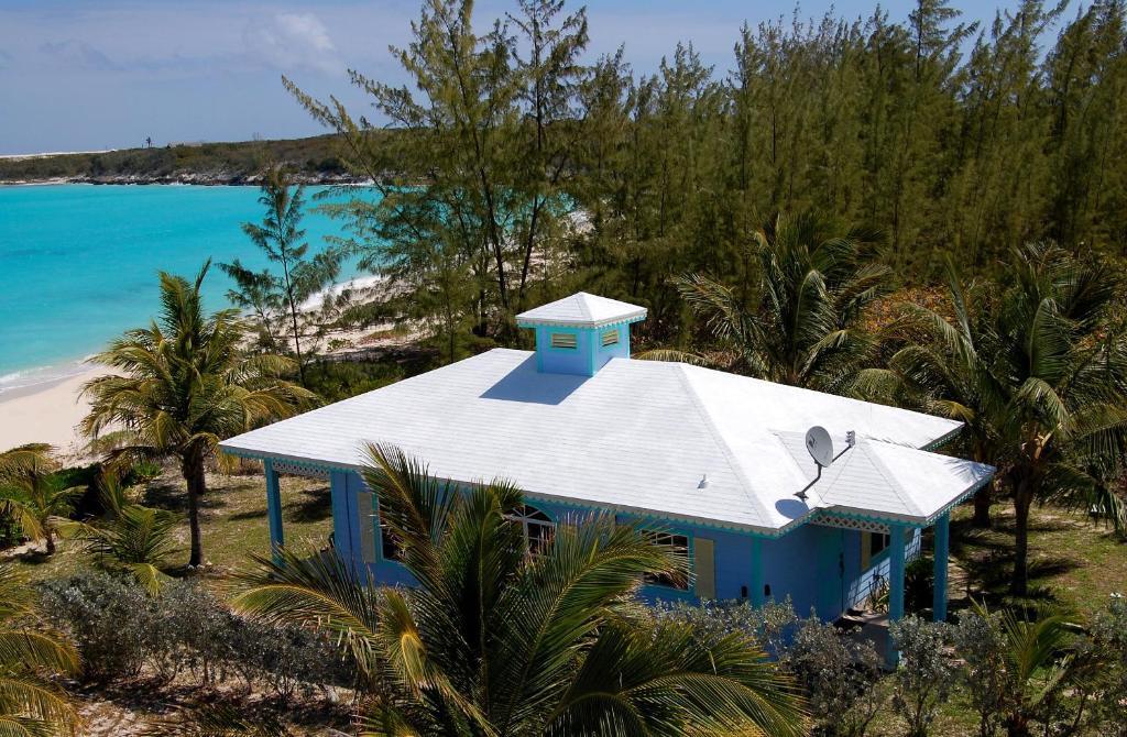 Paradise Bay Bahamas Farmer's Hill Room photo