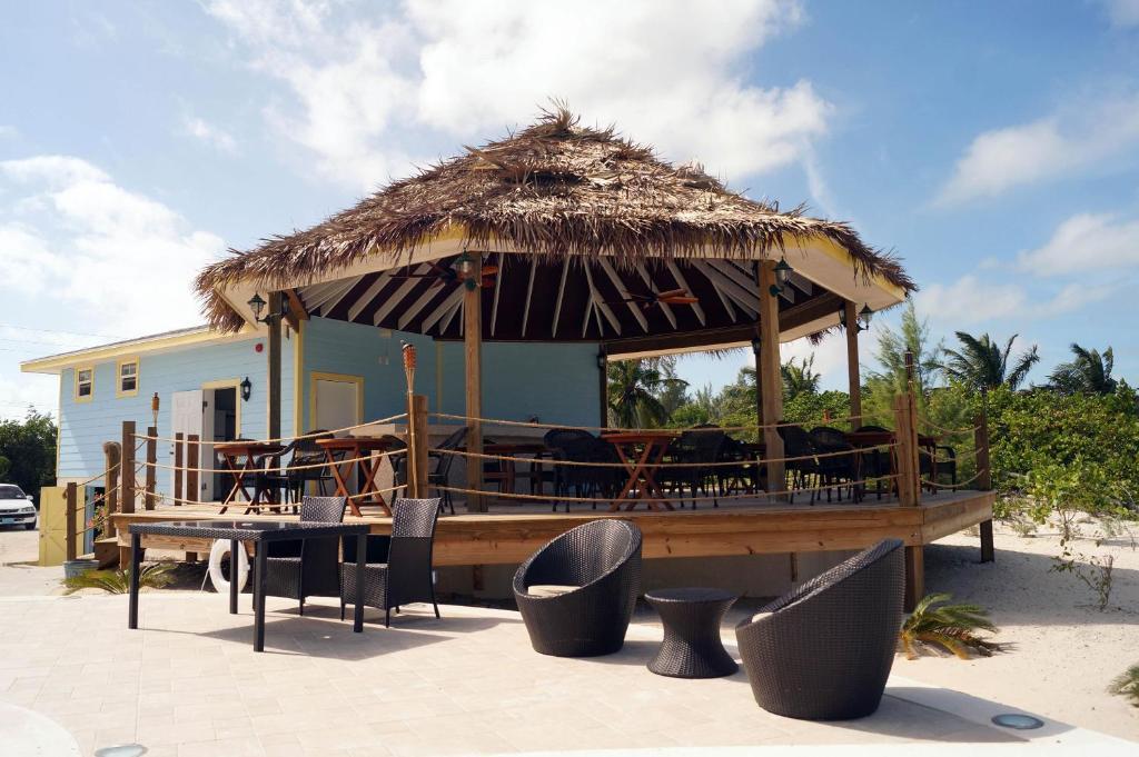 Paradise Bay Bahamas Farmer's Hill Room photo