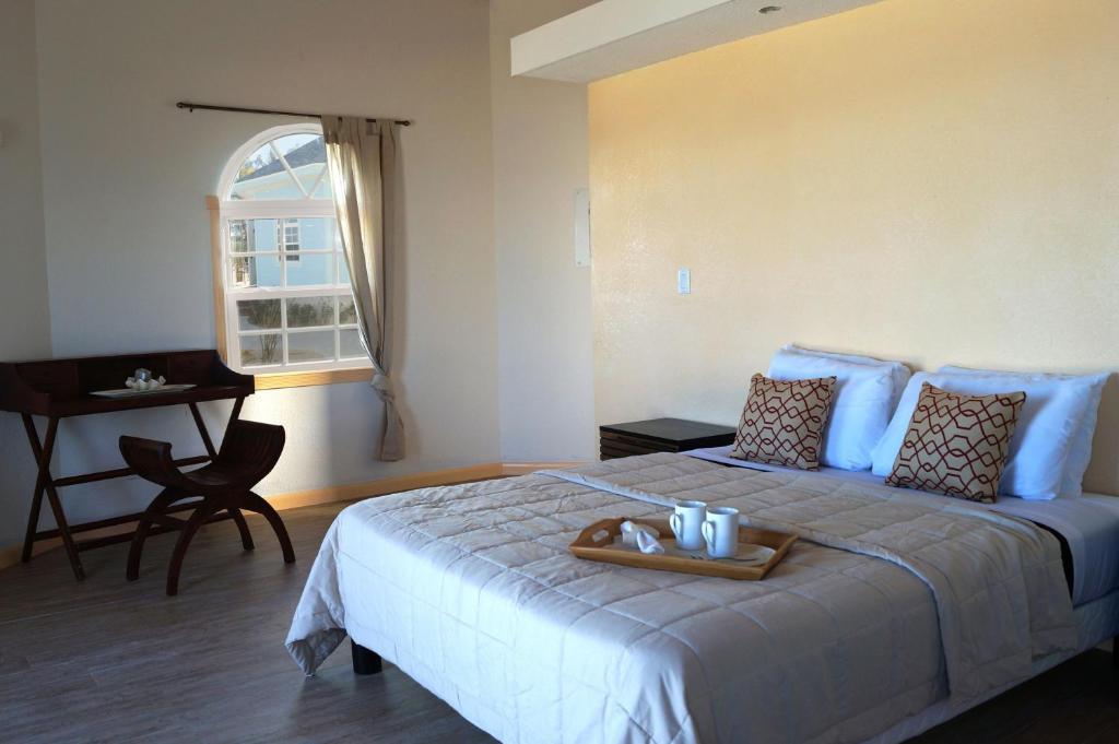 Paradise Bay Bahamas Farmer's Hill Room photo