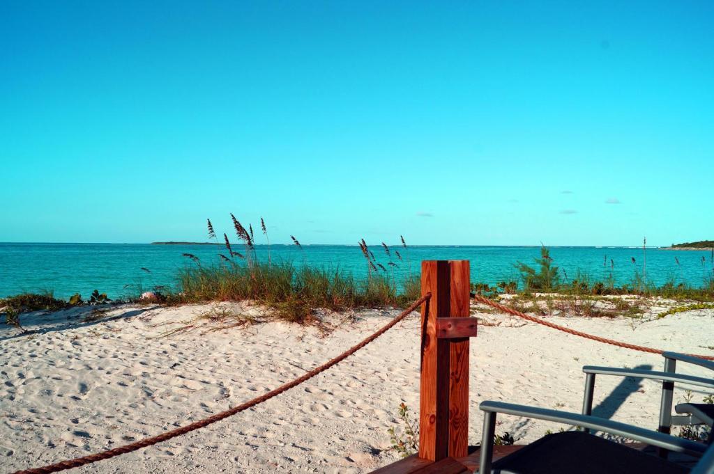 Paradise Bay Bahamas Farmer's Hill Room photo